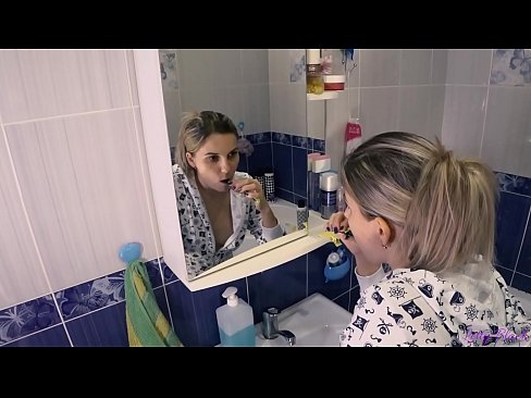 ❤️ Kappen met jong in pyjama eindigt oraal cum in kont - letty zwart ☑ Porn video at nl.hentaibar-com.ru ❤